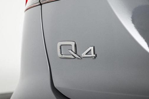 2024 Audi Q4 e-tron 55 quattro Premium