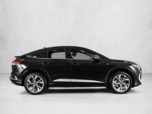 Mythos Black Metallic 2023 Audi Q4 e-tron 50 Premium Plus