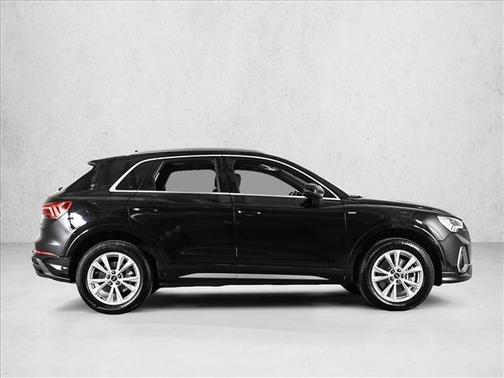 Mythos Black Metallic 2025 Audi Q3 45 S line Premium