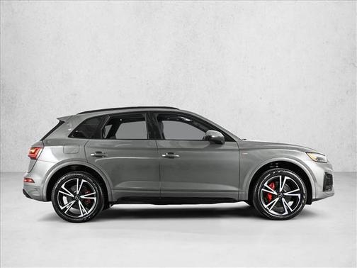 2025 Audi Q5 45 S line quattro Premium