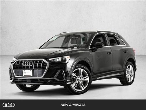 Mythos Black Metallic 2020 Audi Q3 45 S line Premium