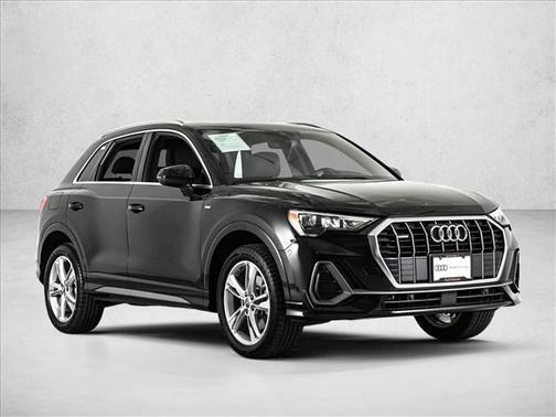 Mythos Black Metallic 2020 Audi Q3 45 S line Premium