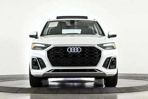 2025 Audi Q5 55 S line quattro Premium