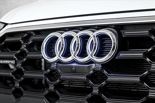 2025 Audi Q5 55 S line quattro Premium
