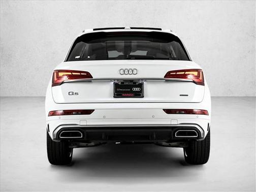 2025 Audi Q5 55 S line quattro Premium