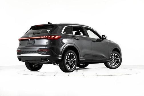 2025 Audi Q5 2.0T quattro Premium