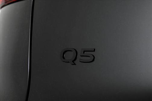 2025 Audi Q5 2.0T quattro Premium