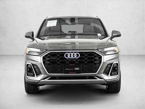 Chronos Gray Metallic 2023 Audi Q5 45 S line Premium Plus