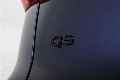 2025 Audi Q5 2.0T quattro Premium