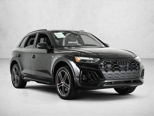 2025 Audi Q5 55 S line quattro Premium