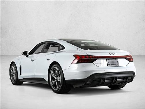 2023 Audi e-tron GT Premium Plus