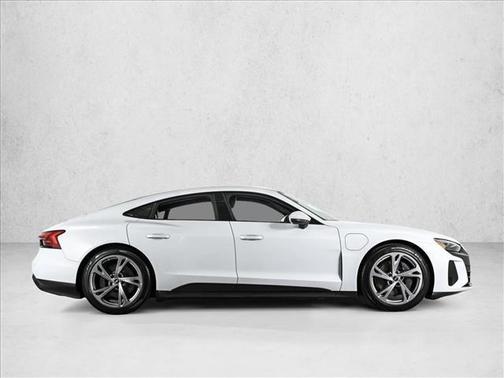 2023 Audi e-tron GT Premium Plus