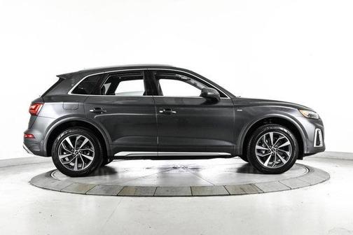 2023 Audi Q5 45 S line Premium Plus