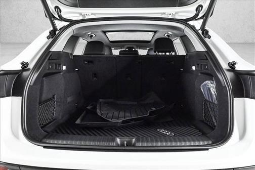 2025 Audi Q6 e-tron Premium