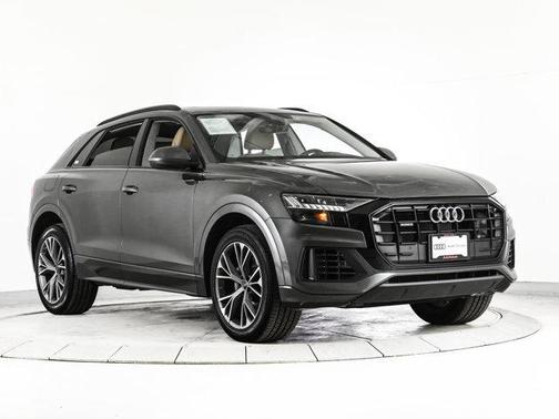 2023 Audi Q8 Premium