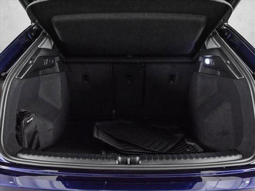 Navarra Blue Metallic 2023 Audi Q4 e-tron 50 Premium