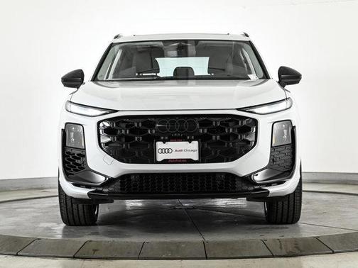 Glacier White Metallic 2026 Audi Q3 S line
