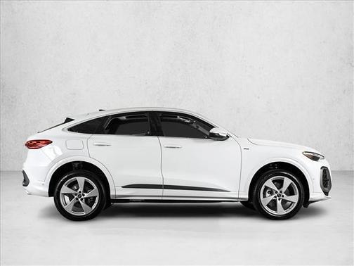 2025 Audi Q5 Sportback 2.0T Premium