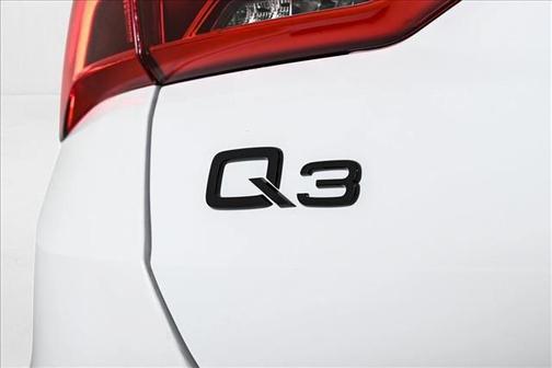 2025 Audi Q3 45 S line Premium