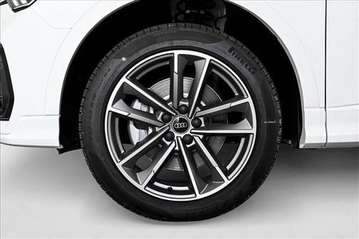 2025 Audi Q3 45 S line Premium