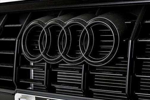 2025 Audi Q3 45 S line Premium