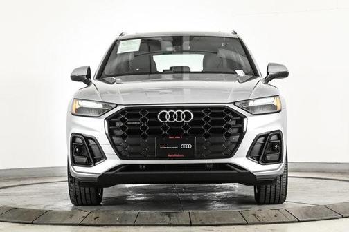 2025 Audi Q5 45 S line quattro Premium