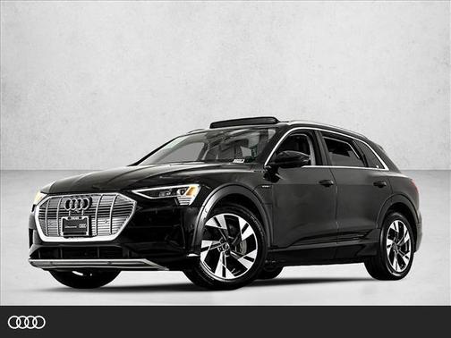 2022 Audi e-tron Premium Plus