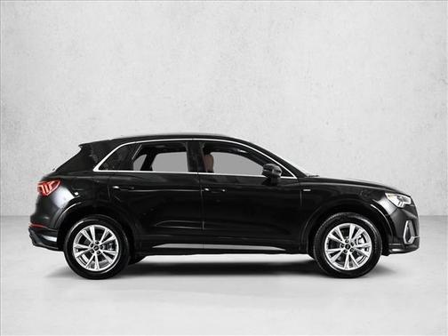 2025 Audi Q3 45 S line Premium