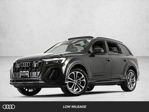 2025 Audi Q7 45 Premium Plus