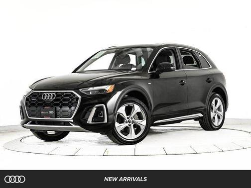 2022 Audi Q5 45 S line Premium Plus