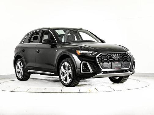 2022 Audi Q5 45 S line Premium Plus