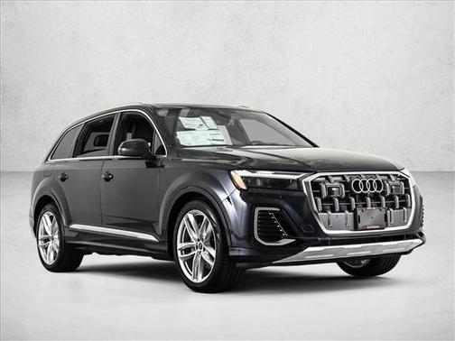 2025 Audi Q7 55 Premium Plus