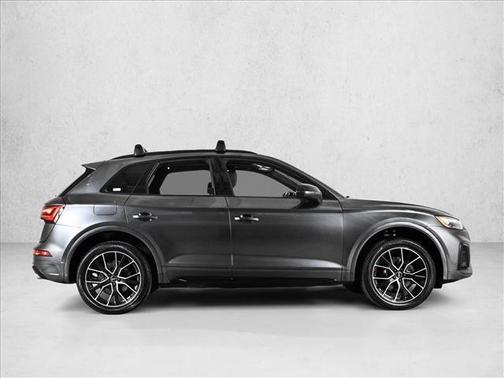 Daytona Gray Pearl Effect 2023 Audi SQ5 3.0T Premium Plus