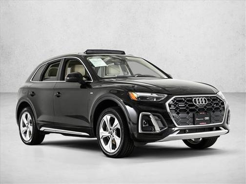 2022 Audi Q5 45 S line Premium Plus