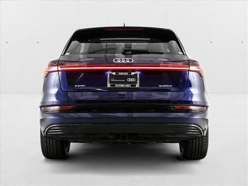 2022 Audi e-tron Premium
