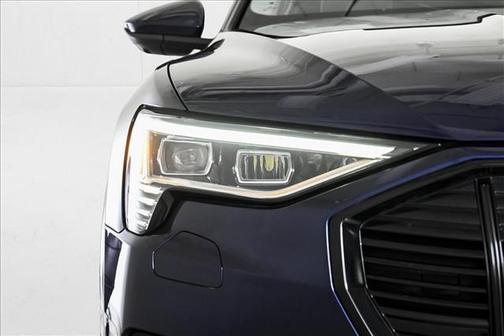 2022 Audi e-tron Premium