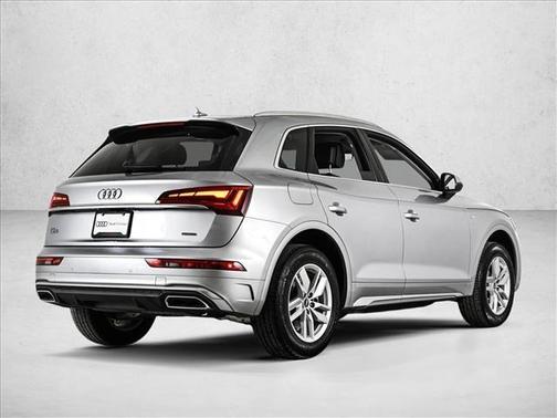 2022 Audi Q5 45 S line quattro Premium