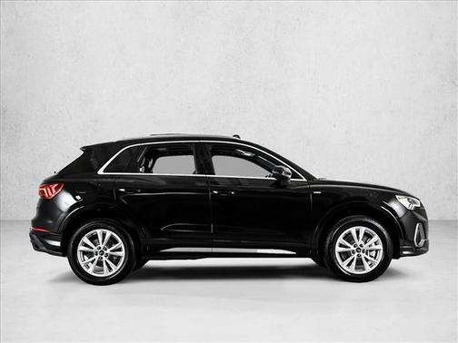 2025 Audi Q3 45 S line Premium