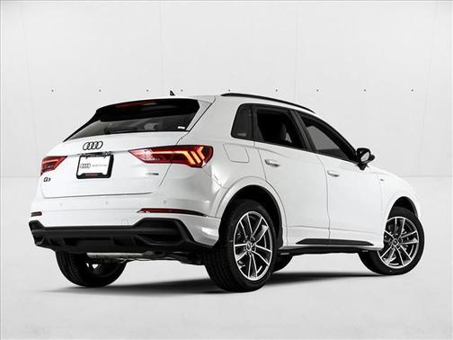 2025 Audi Q3 45 S line Premium