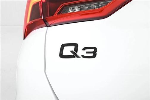 2025 Audi Q3 45 S line Premium