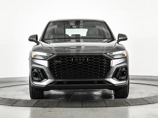 Daytona Gray Pearl Effect 2023 Audi Q5 45 S line Premium Plus
