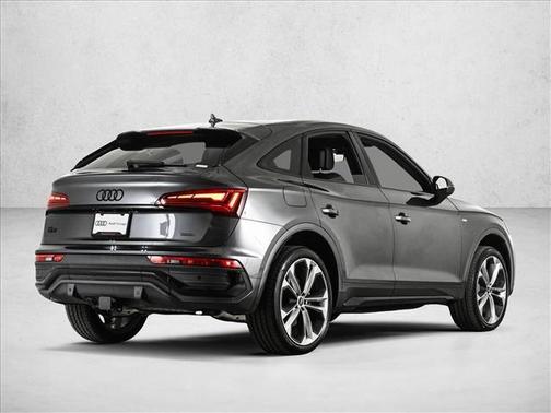 Daytona Gray Pearl Effect 2023 Audi Q5 45 S line Premium Plus