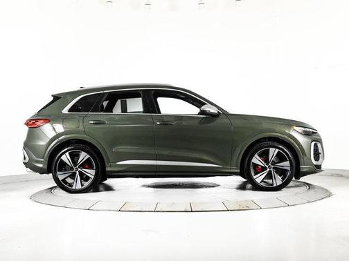 Green Metallic 2026 Audi SQ5 3.0T Premium Plus