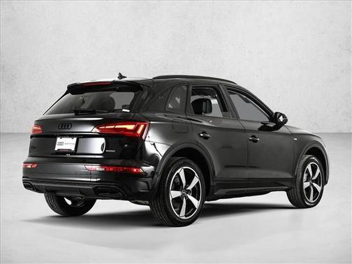 2022 Audi Q5 45 S line Premium Plus