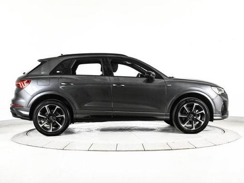 2025 Audi Q3 45 S line Premium