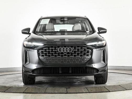 2025 Audi Q5 2.0T quattro Premium