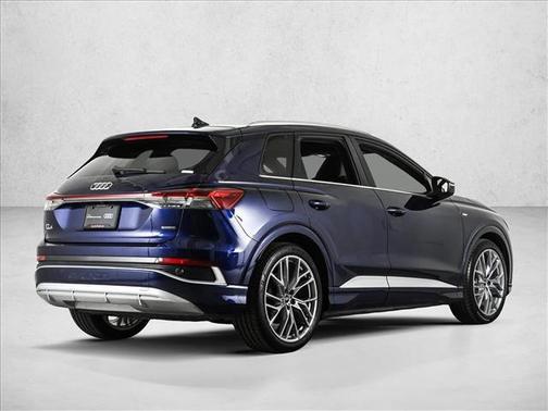 Navarra Blue Metallic 2025 Audi Q4 e-tron 55 quattro Premium