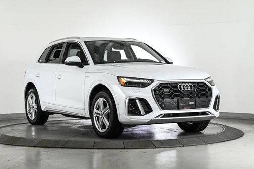 2024 Audi Q5 e 55 S line quattro Premium