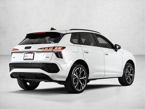 2026 Audi Q3 S line
