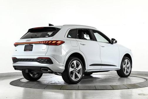 2025 Audi Q5 2.0T quattro Premium